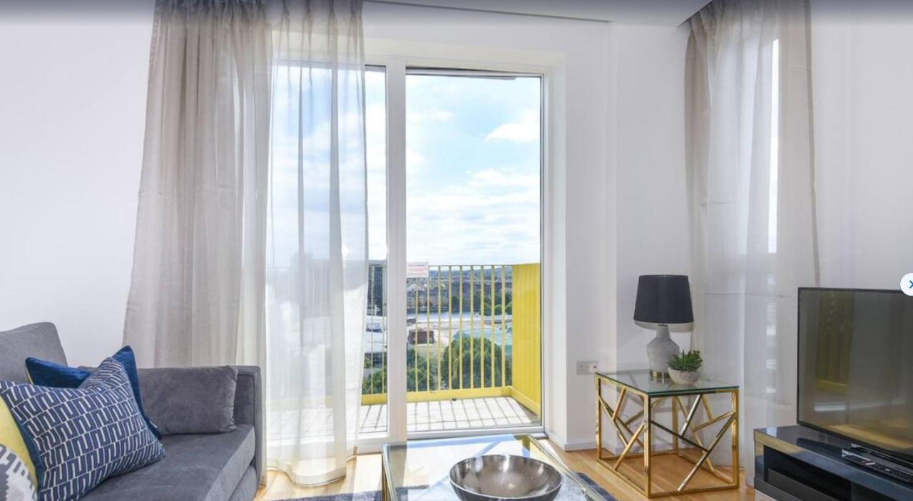 Charles Hope Millharbour Apartment London Exterior photo